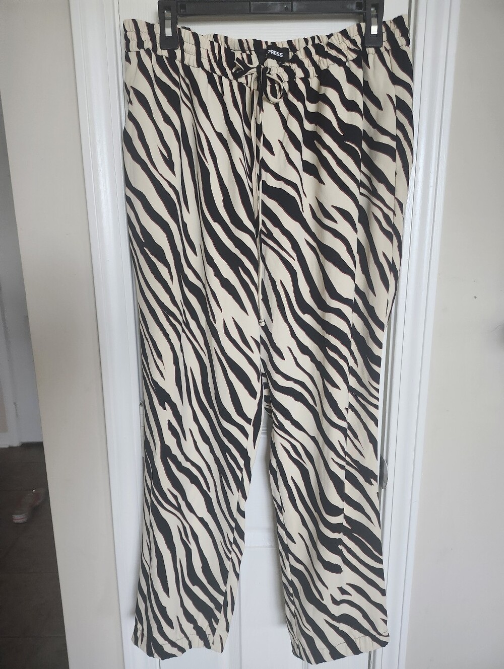 Express Zebra-Print Drawstring Jogger Style Pants - Cream/Black